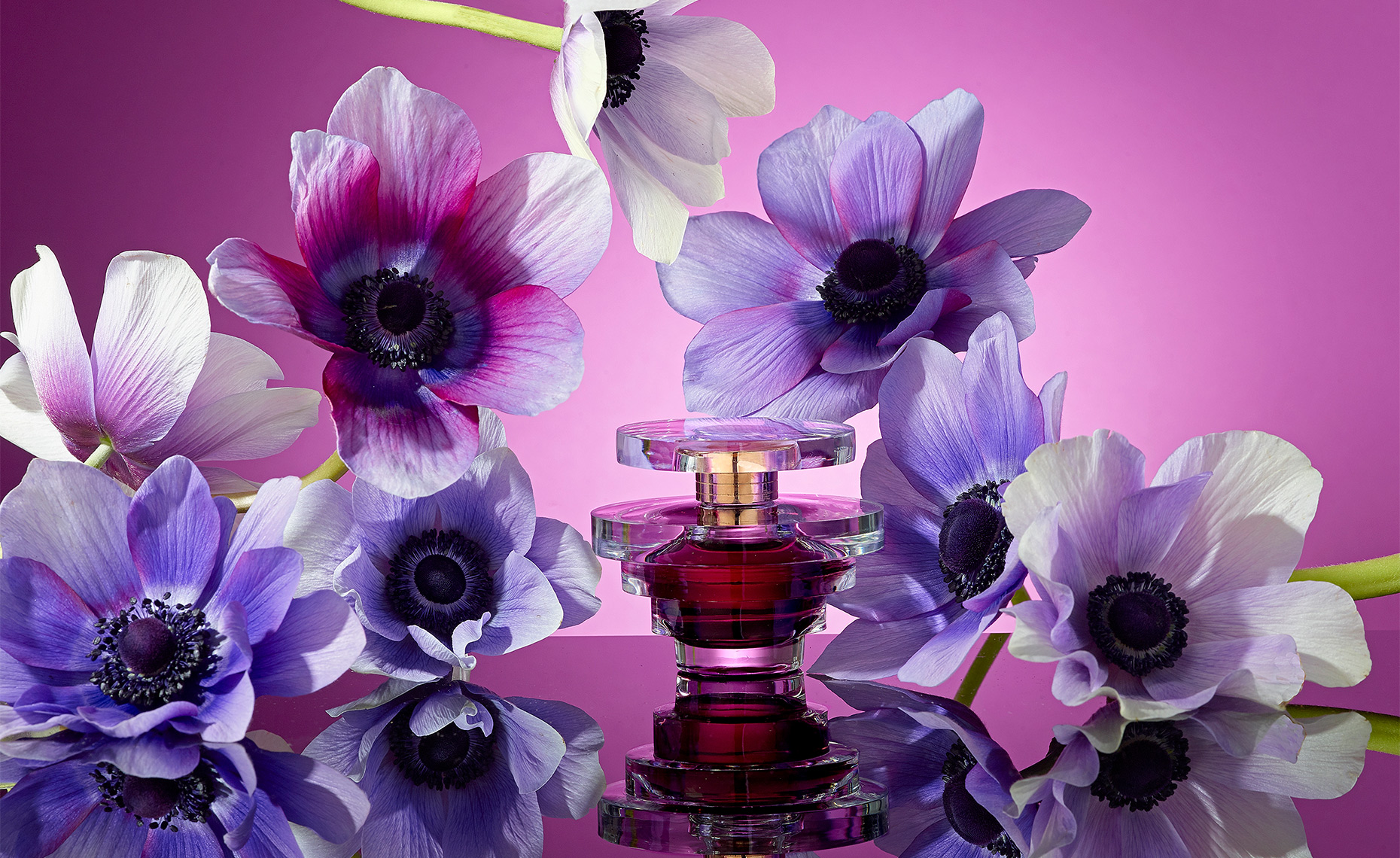 hope-perfume-with-flowers